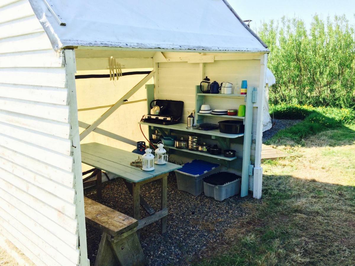 Mill Haven Place Glamping-Yurt 1 Talbenny 外观 照片