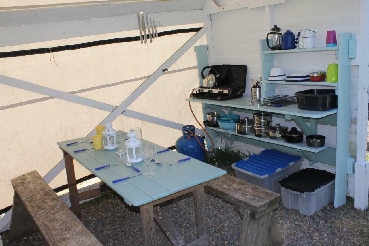 Mill Haven Place Glamping-Yurt 1 Talbenny 外观 照片